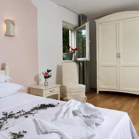 Stefanija Small Boutique Hotel&restaurant