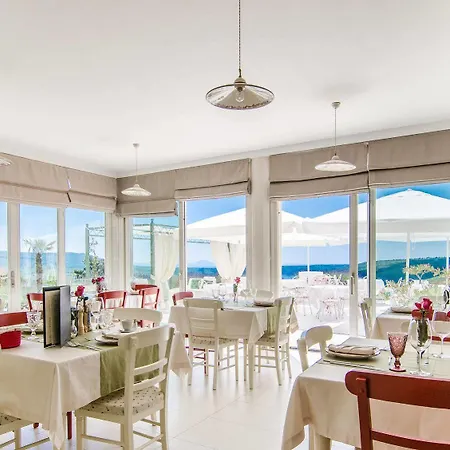 Stefanija Small Boutique Hotel&restaurant 4*