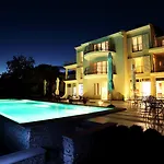 Stefanija Small Boutique Hotel&restaurant Hotel 4*