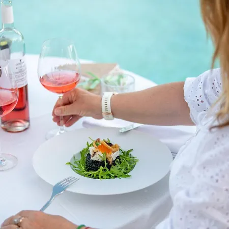 Stefanija Small Boutique Hotel&restaurant 호텔