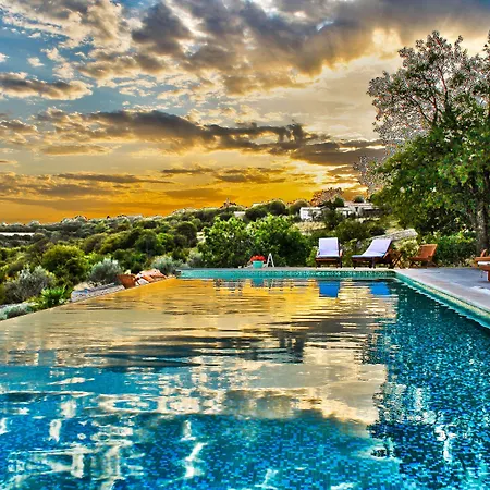 Stefanija Small Boutique Hotel&restaurant 4*